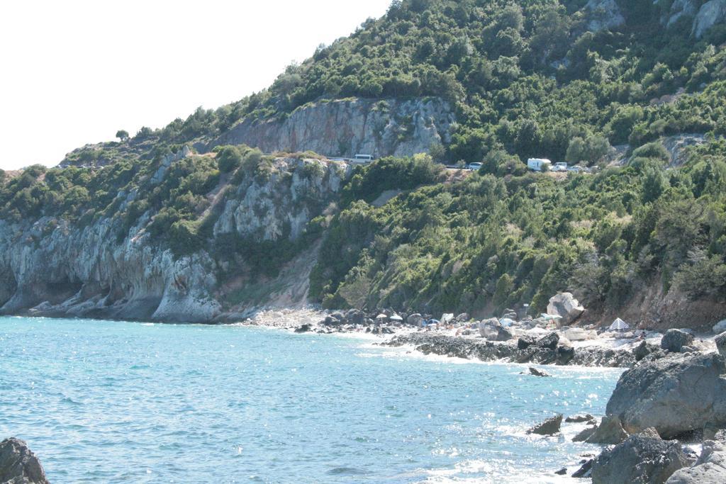 Karmabnb Cala Gonone Buitenkant foto
