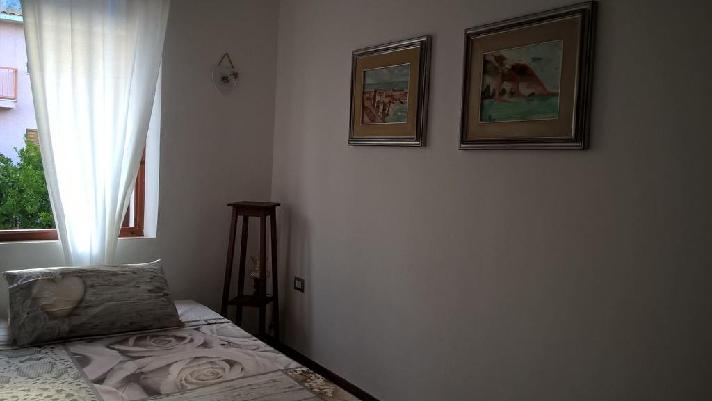 Karmabnb Cala Gonone Buitenkant foto